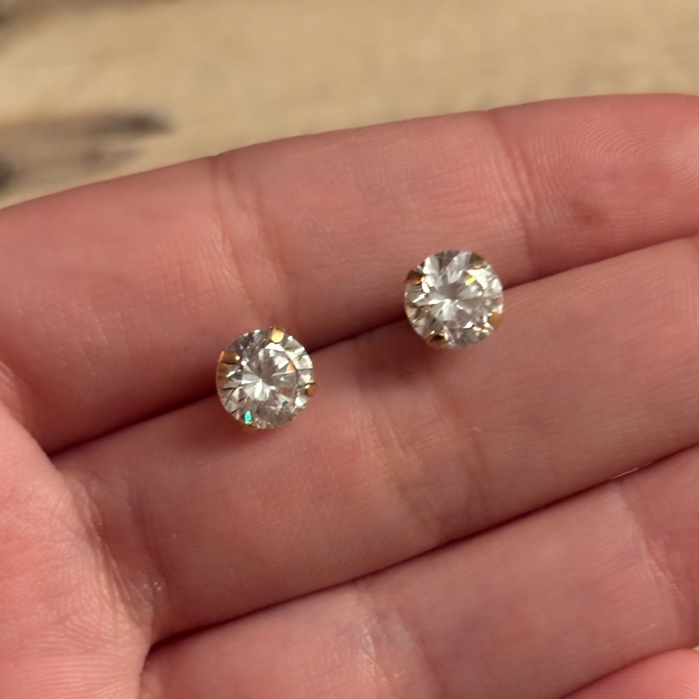 14k Gold Crystal Studs